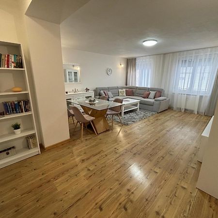 City Heart Luxury Apartment Nové Zámky エクステリア 写真