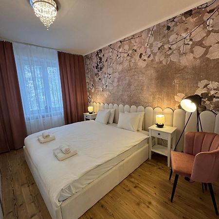 City Heart Luxury Apartment Nové Zámky エクステリア 写真